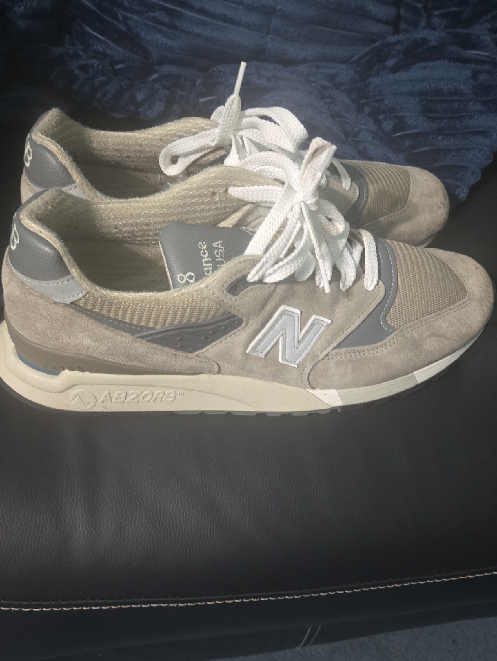 New Balance Men's Light Grey Suede & Mesh Sneakers